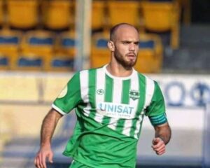 Προβάρει τα… κυανόλευκα του Απόλλωνα ο Μαλεκκίδης