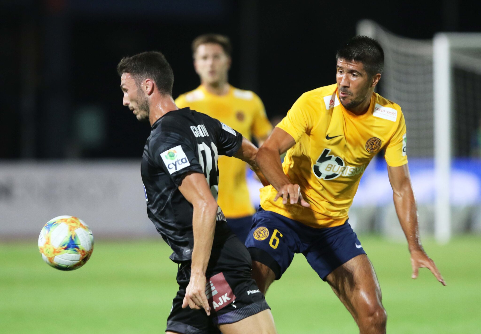 Επέκταση της συνεργασίας με Μεντόγιεβιτς στην ΑΕΛ