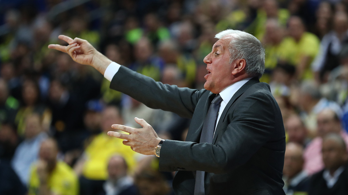 Τέλος από τον πάγκο της Φενέρ ο Ομπράντοβιτς