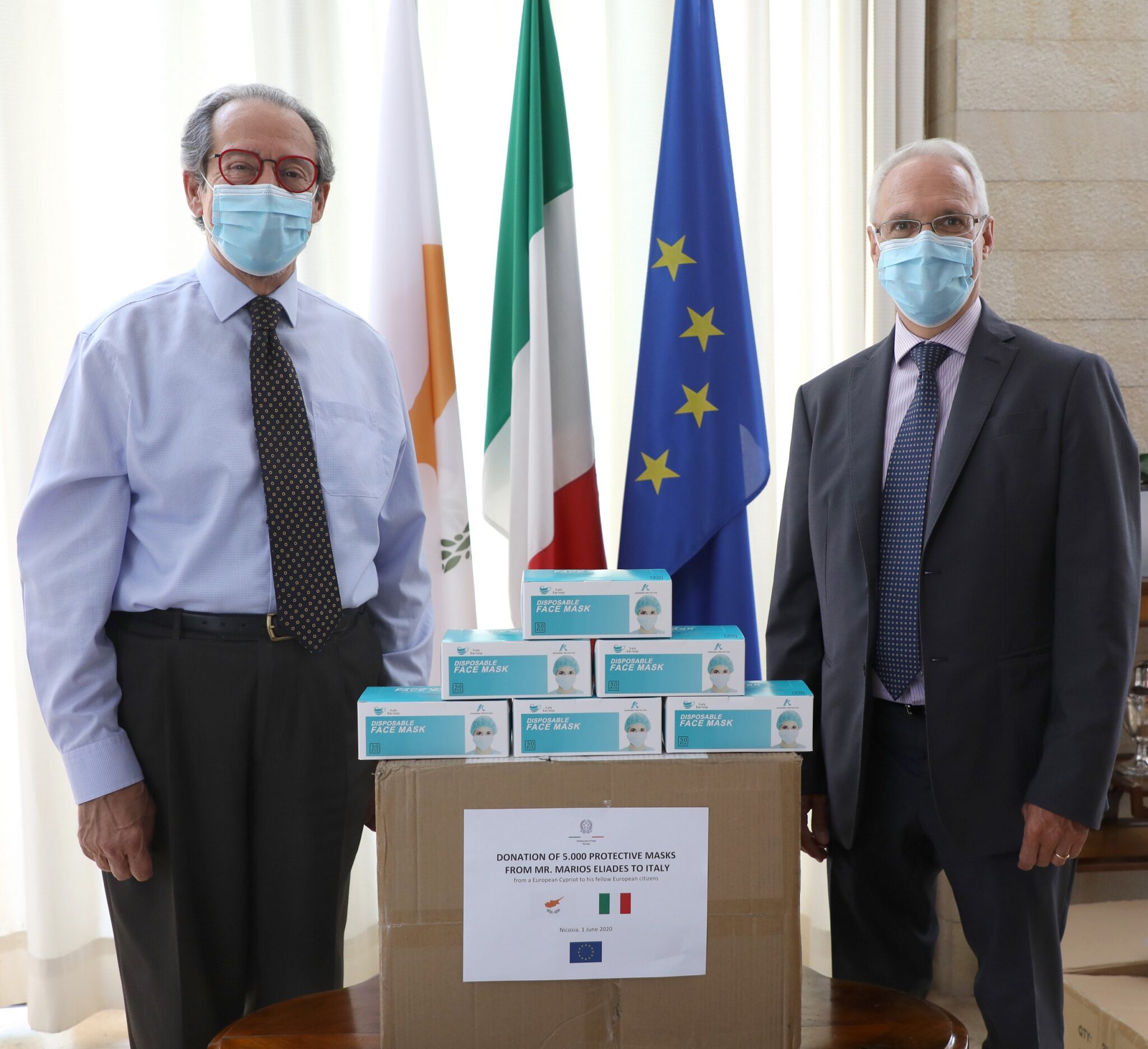 5.000 προστατευτικές μάσκες ως ένδειξη ευρωπαϊκής αλληλεγγύης προς ιταλικό λαό