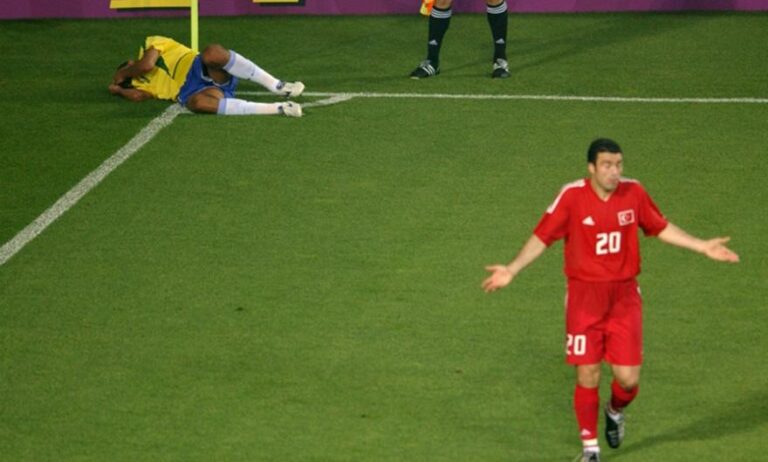 Σαν σήμερα: Όταν ο Ριβάλντο έκανε ένα από τα χειρότερα… θέατρα στην ιστορία