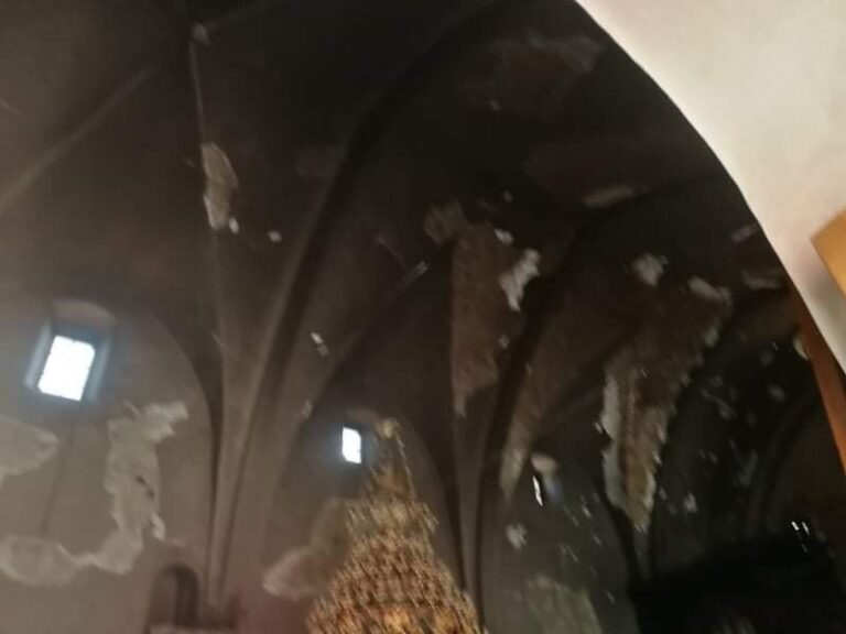 Από αναμμένο καντήλι φαίνεται να ξέσπασε φωτιά σε εκκλησία στη Λεμεσό (ΦΩΤΟ)