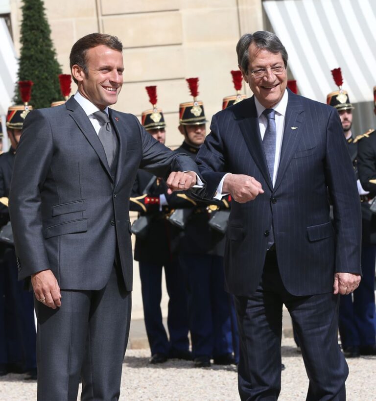 Να χρησιμοποιήσει όλα τα διαθέσιμα μέσα για ειρήνη, καλούν την ΕΕ Κύπρος-Γαλλία