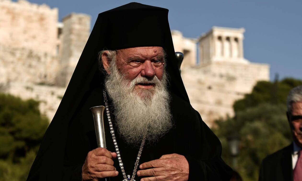 Ακάθιστος Ύμνος στη Μητρόπολη την ώρα που η Αγία Σοφία θα γίνεται τζαμί