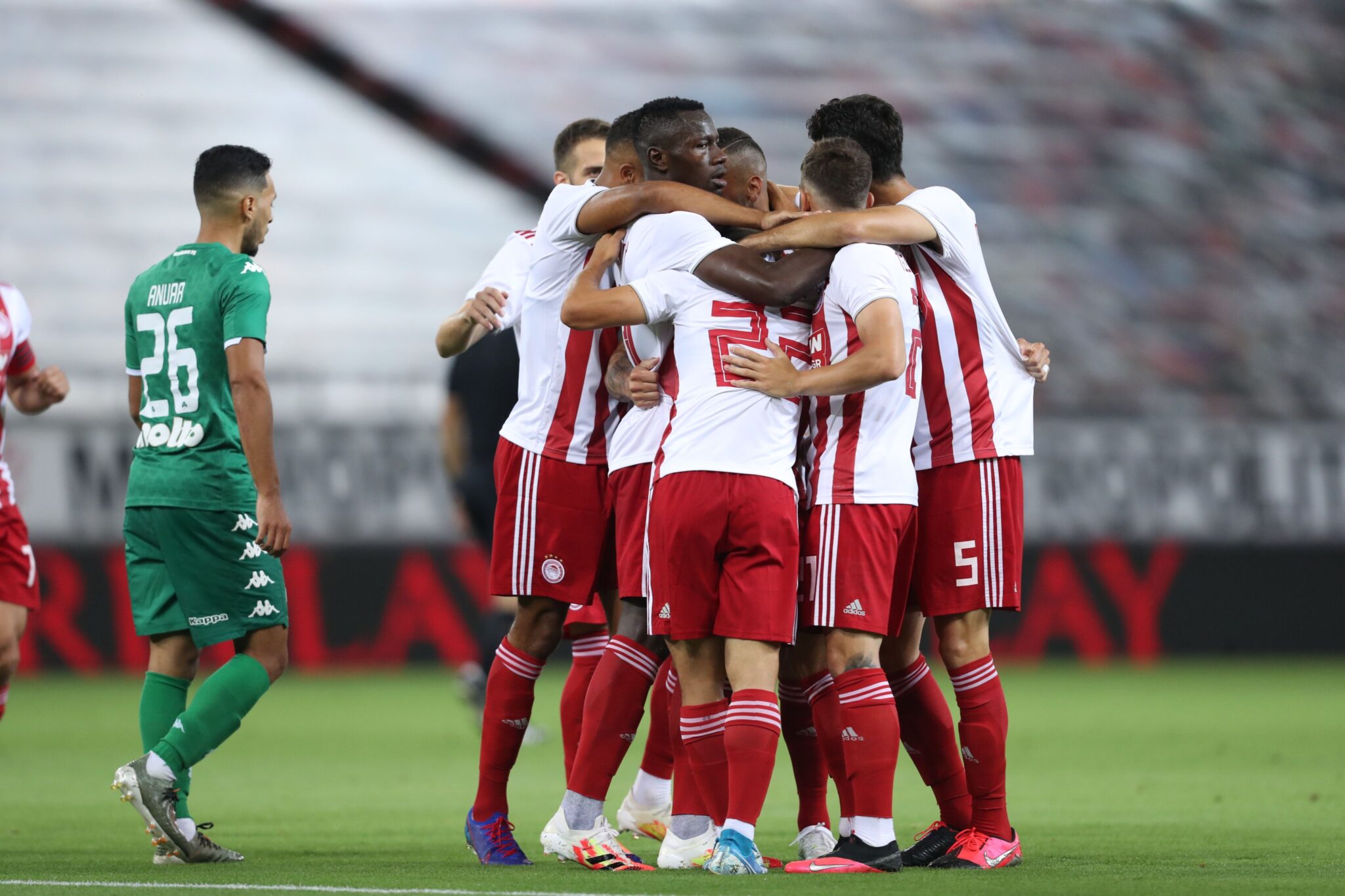 Με το πόδι πατημένο στο… γκάζι ο Ολυμπιακός