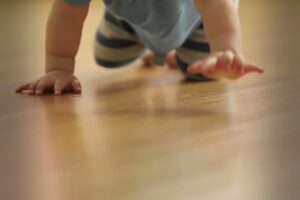 Ούτε οι γονεις, ούτε η θεία παραδέχονται κακοποίηση του 19μηνου αγοριού