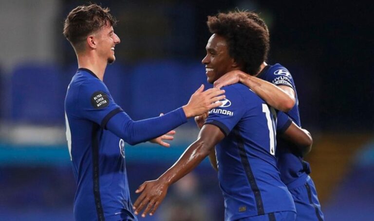 Νίκη και επιστροφή στην… τετράδα για την Τσέλσι