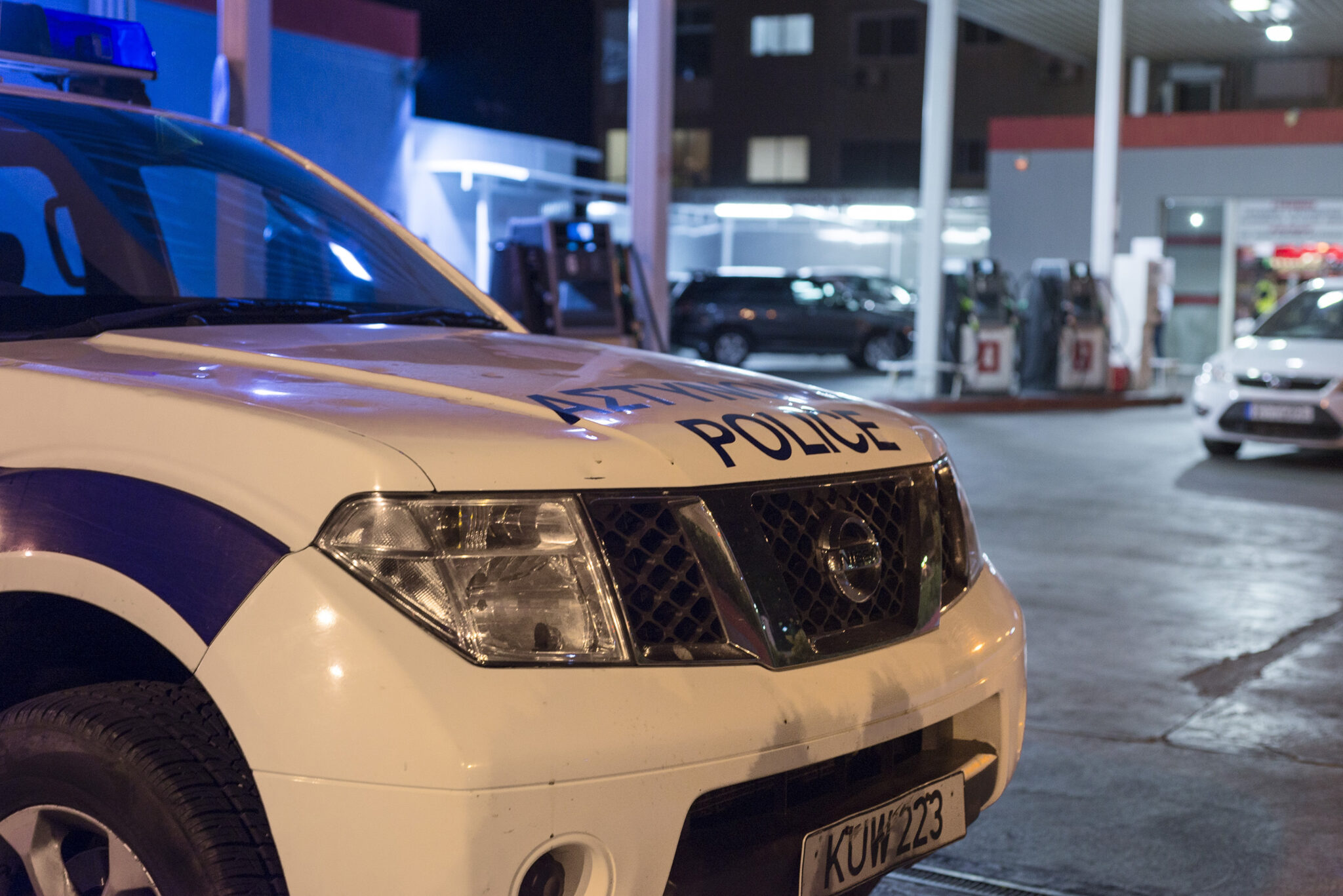 Μασκοφόρος ληστής με κουζινομάχαιρο πήρε από υπάλληλο τις εισπράξεις περιπτέρου