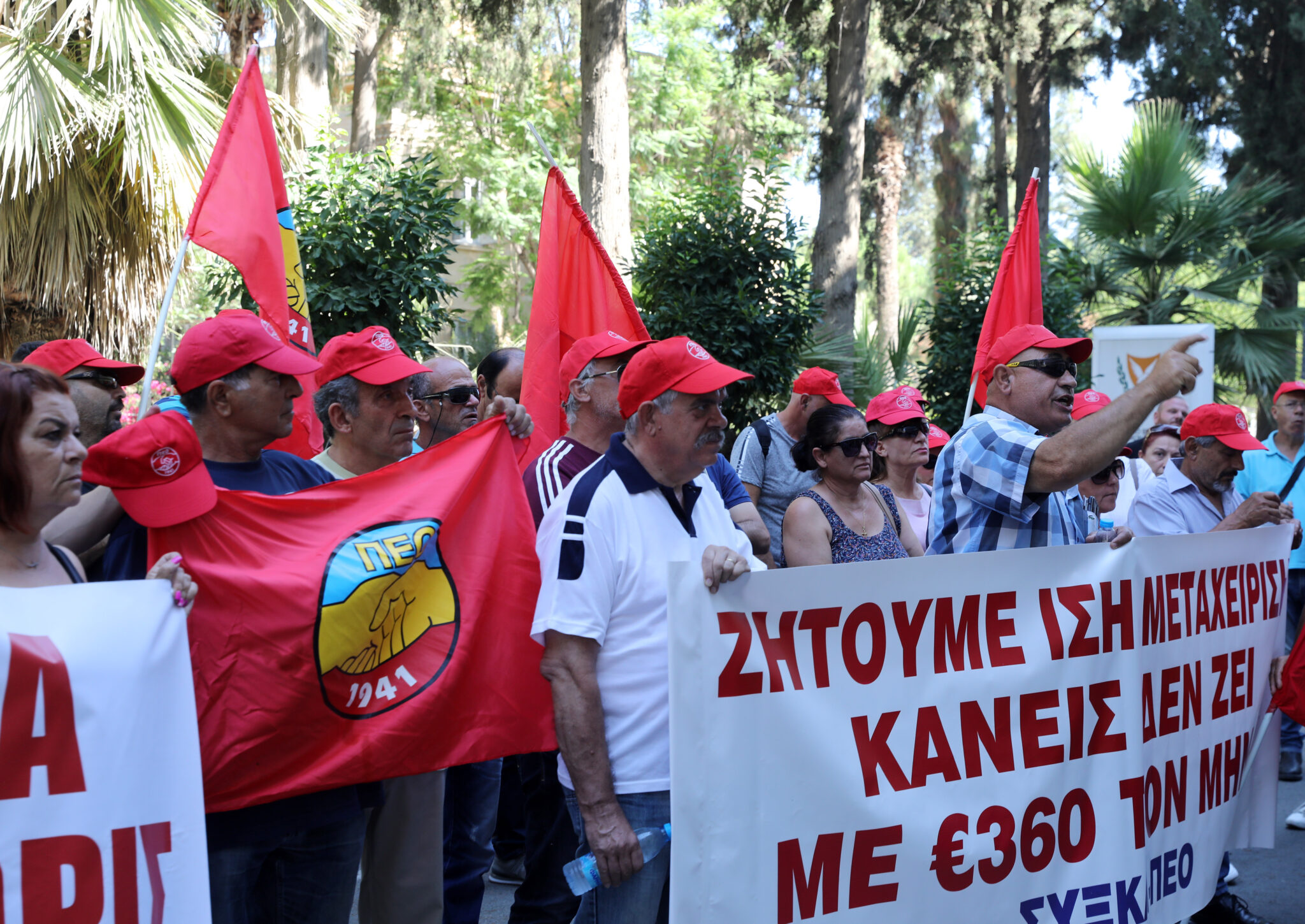 Φωνές από υπαλλήλους ξενοδοχείων για το "επίδομα πείνας" (ΒΙΝΤΕΟ)