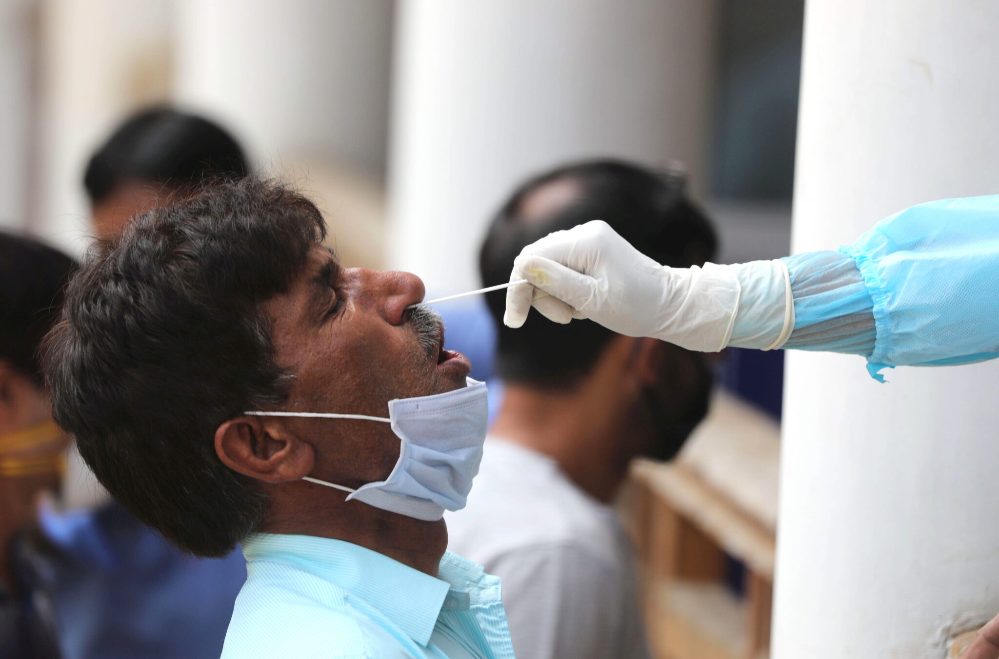 Eρευνητές της Οξφόρδης πιστεύουν ότι βρήκαν το εμβόλιο κατά του κορωνοϊού