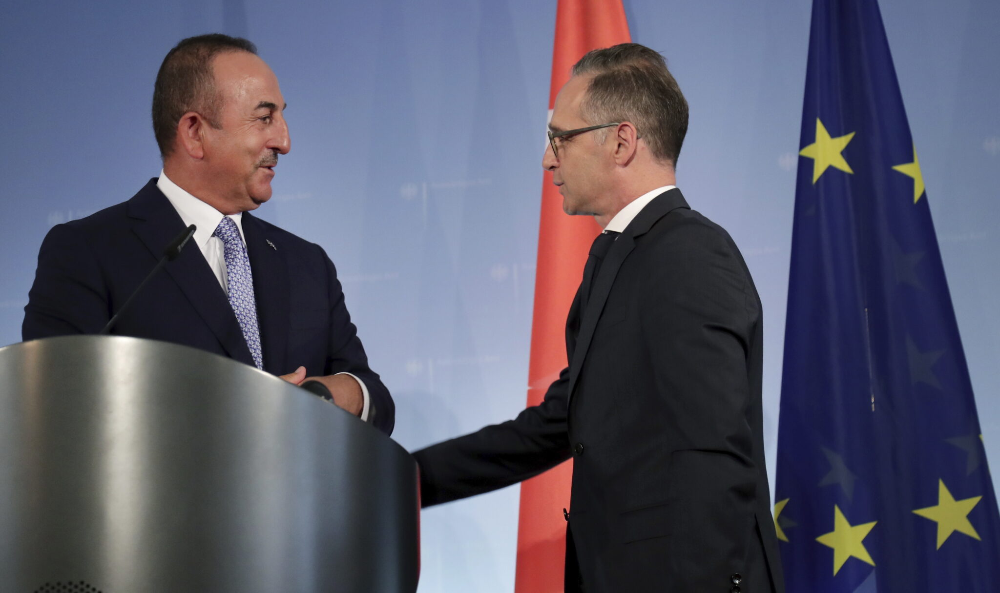 Ζήτησε απολογία από τη Γαλλία και τουρίστες από τη Γερμανία