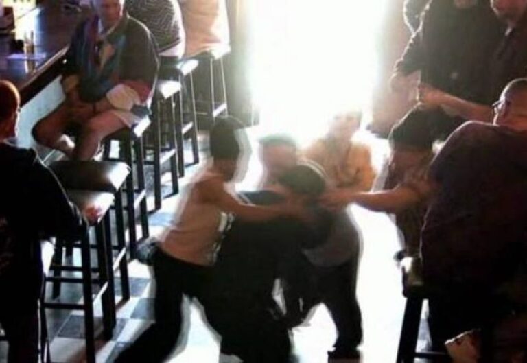 Τρεις τραυματίες μετά από συμπλοκή μεταξύ αλλοδαπών στην παλιά Λευκωσία