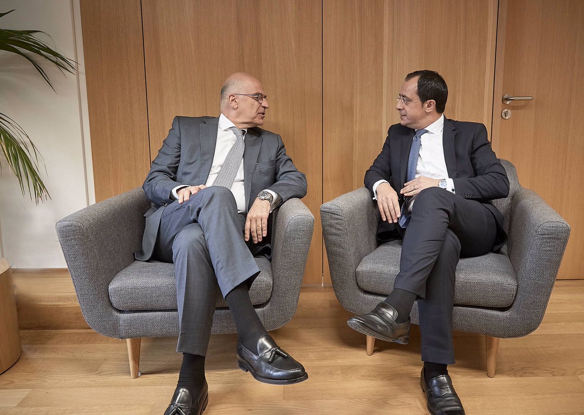 Τα είπαν τηλεφωνικώς Χριστοδουλίδης – Δένδιας