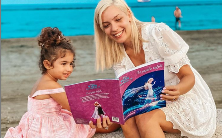 Η Άντρη Καραντώνη κάνει…ντουέτο αλά Γαρμπή με την μικρή Αργυρώ (ΒΙΝΤΕΟ)