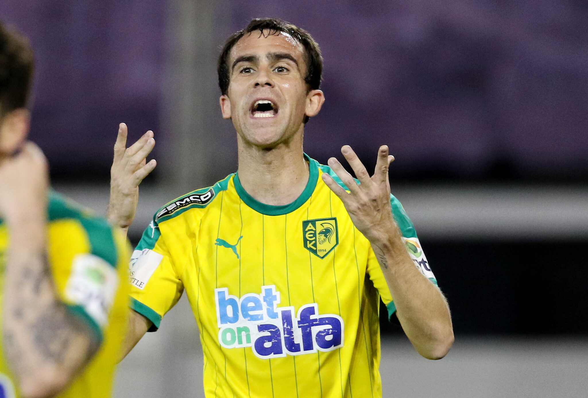 Παραμένει στην ΑΕΚ ο Γκονθάλεθ