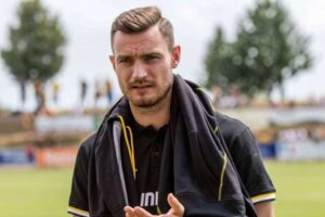 Γράφουν για Φλοριάν Μπάλας για την άμυνα της ΑΕΚ