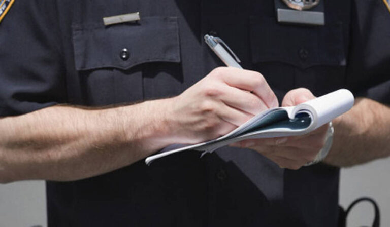 Καταγγέλθηκαν τέσσερις καφετέριες και μπαρ για μη τήρηση των μέτρων