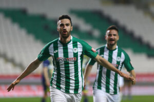 Εξετάζει Ριάντ Μπάγιτς για μπροστά (ΒΙΝΤΕΟ)