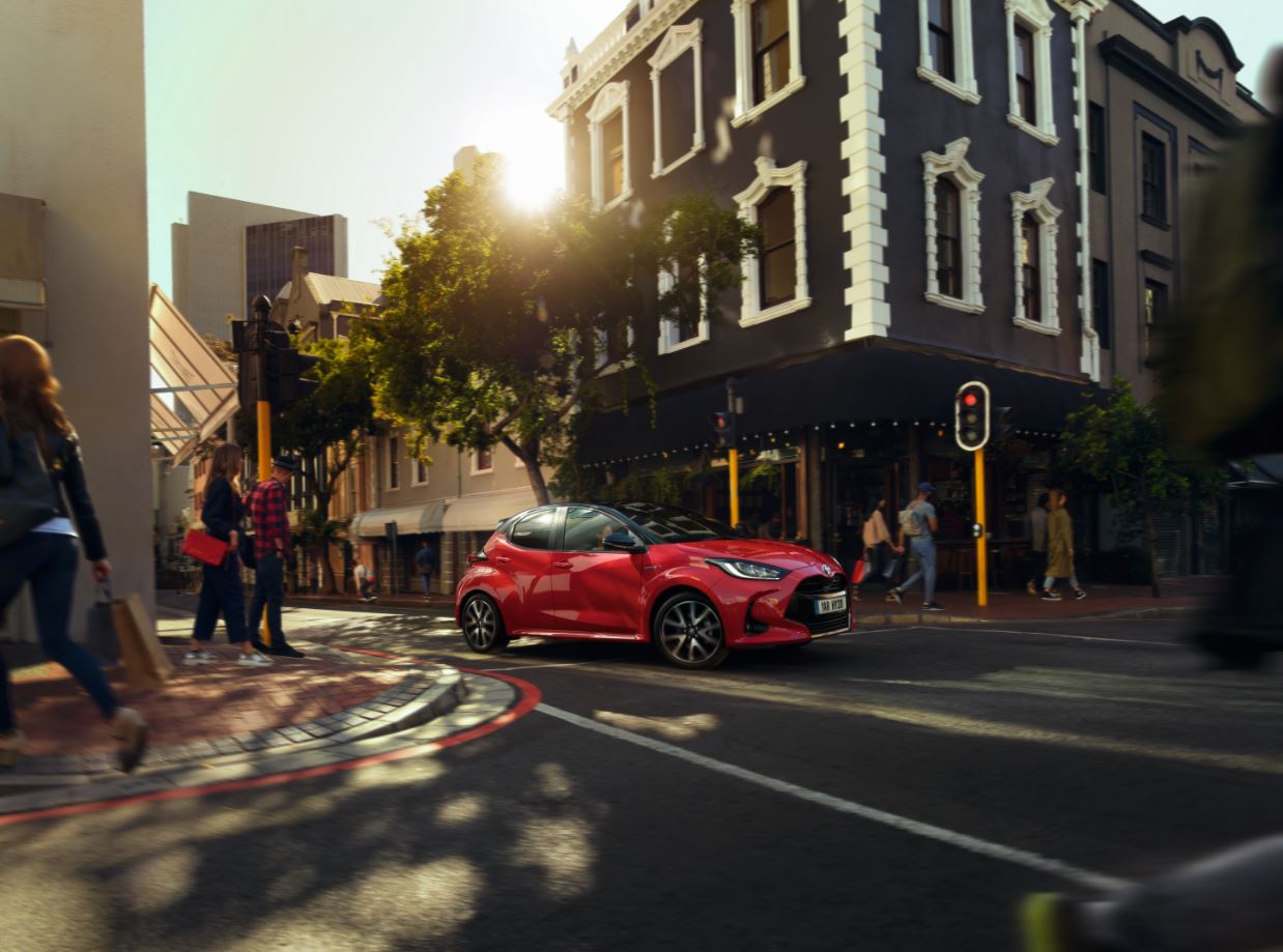 ΟΛΟΤΕΛΑ ΝΕΟ ΤΟΥΟΤΑ YARIS