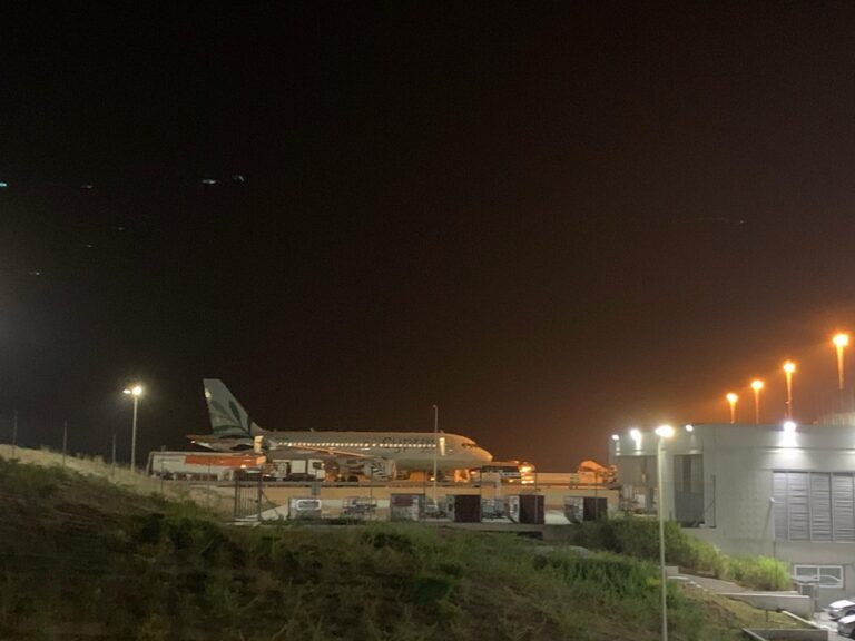 Επαναπατρίσθηκαν οι πρώτοι Κύπριοι από Λίβανο (ΒΙΝΤΕΟ&ΦΩΤΟ)