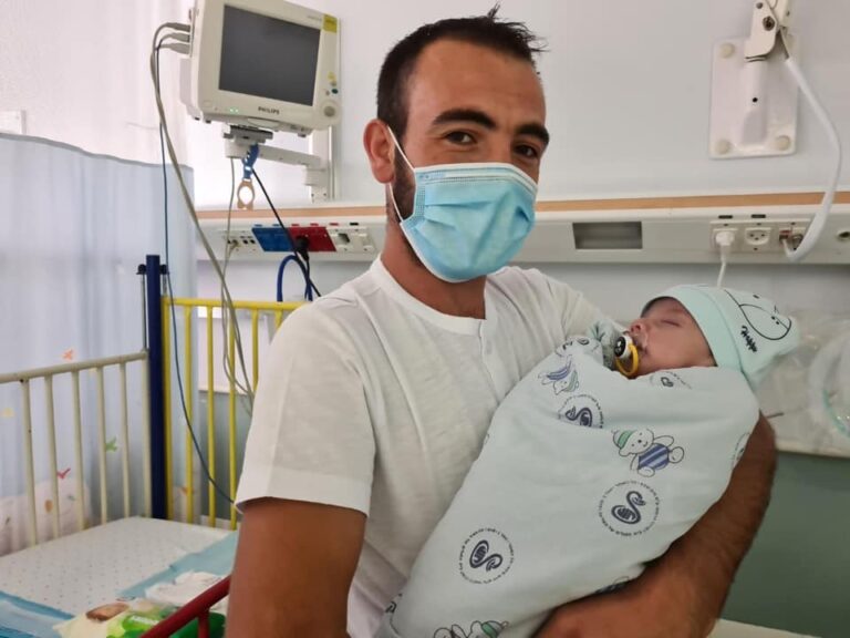 Επιστρέφει στην Κύπρο το βρέφος που υποβλήθηκε σε εγχείρηση καρδιάς στο Ισραήλ