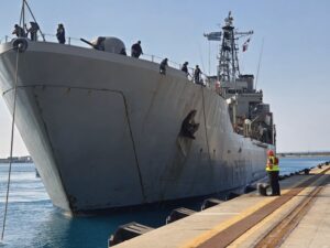 Λιμάνι Λεμεσού: Φορτώθηκαν 70 τόνοι ξηράς τροφής για τον λαό του Λιβάνου (ΦΩΤΟ)