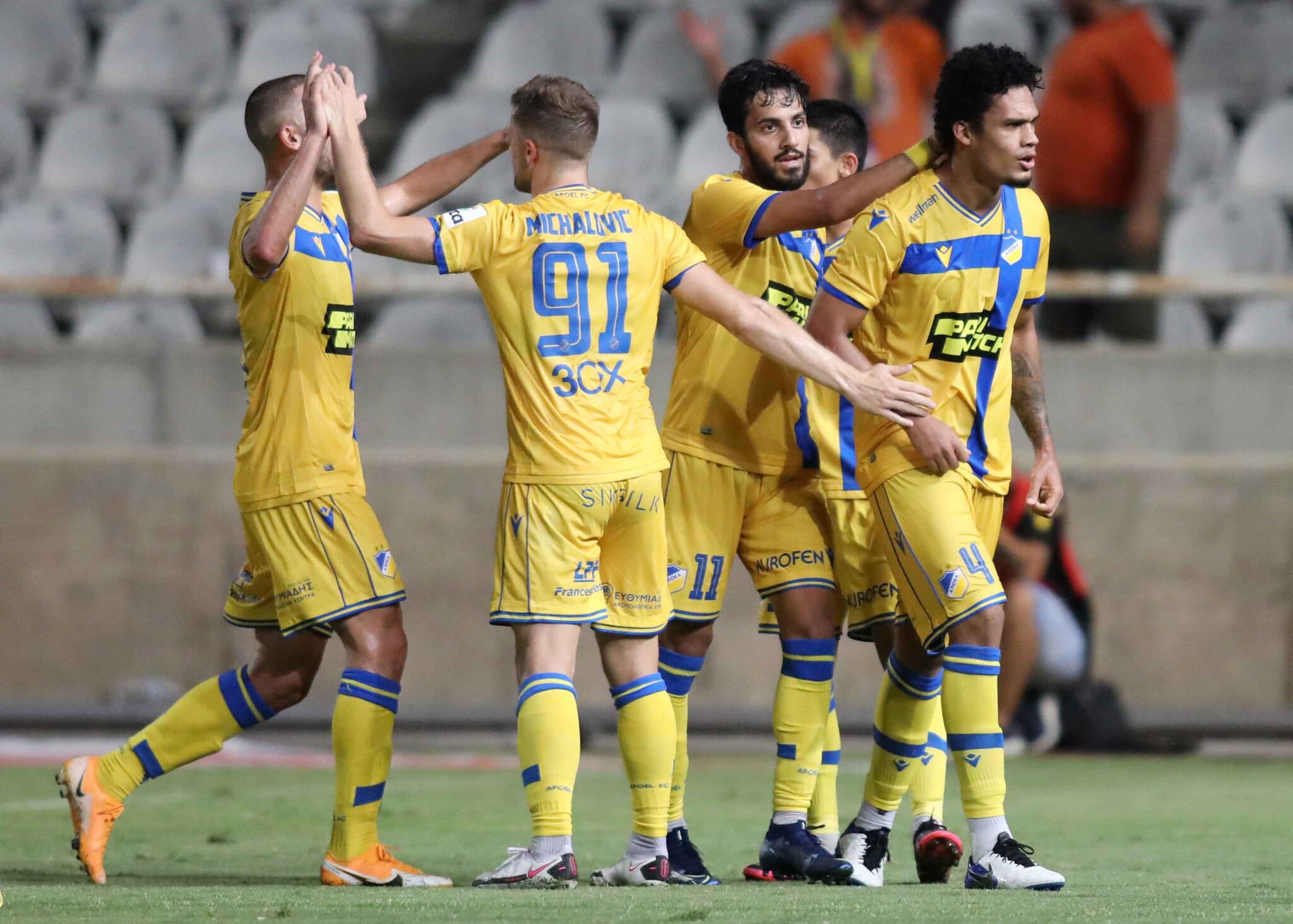 Το ταξίδι στο Κόσοβο και όλα τα αγωνιστικά θέματα του ΑΠΟΕΛ