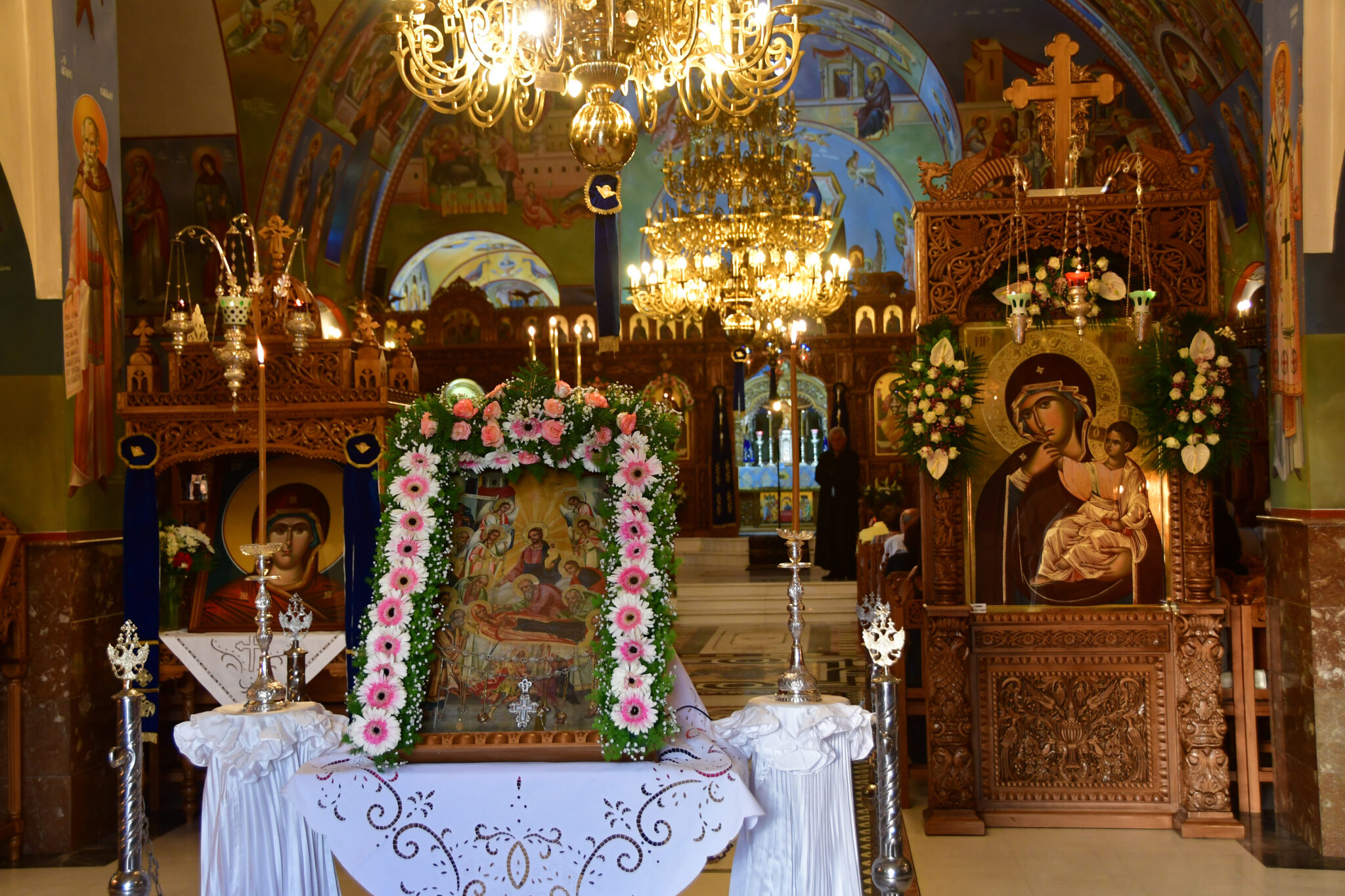 Βγάζει δίσκο σε ναούς και μοναστήρια ο Αρχιεπίσκοπος για να στηρίξει τον Λίβανο