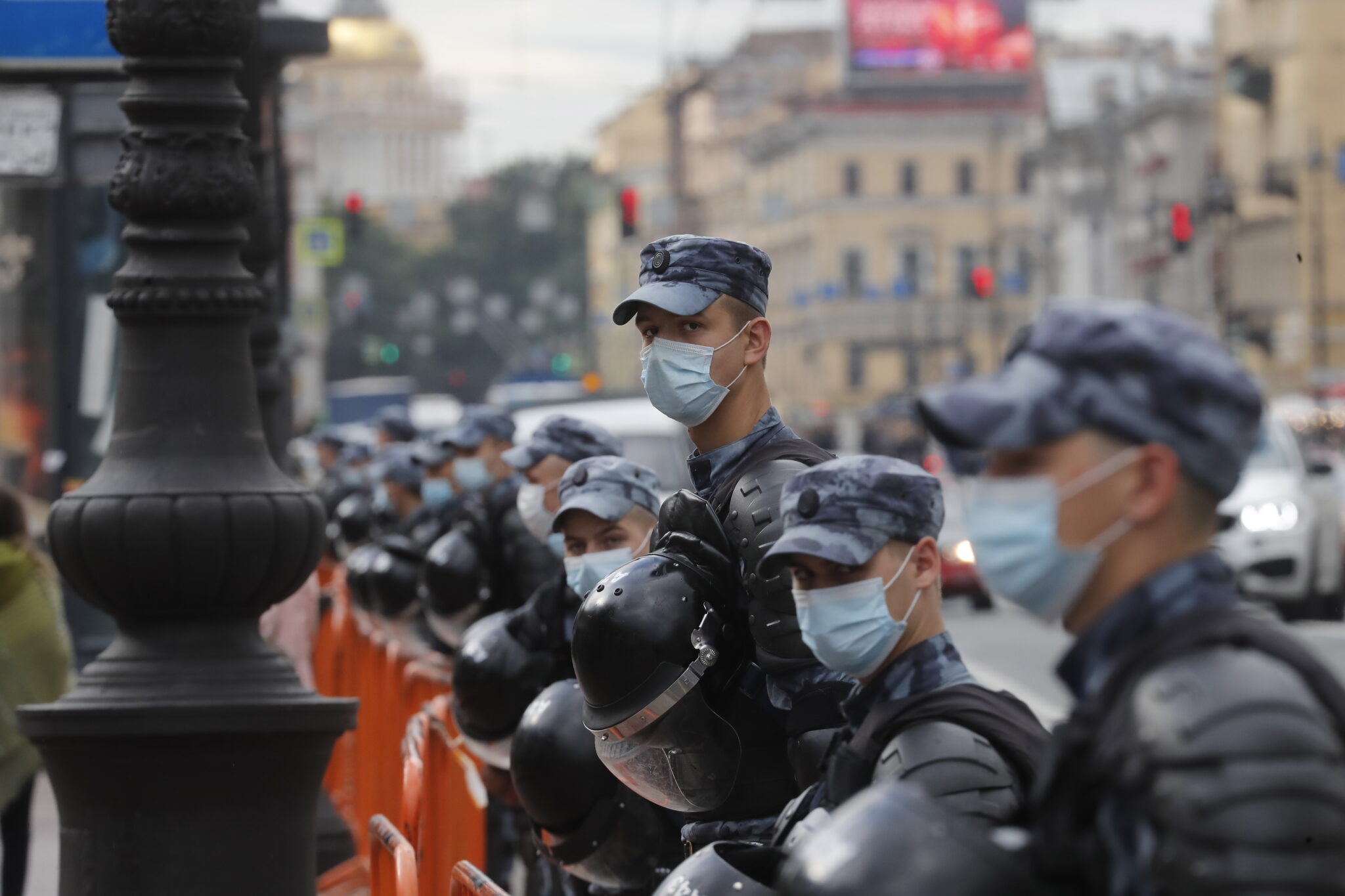 Λευκορωσία: Οι αρχές αφαιρούν τη διαπίστευση δημοσιογράφων ξένων ΜΜΕ