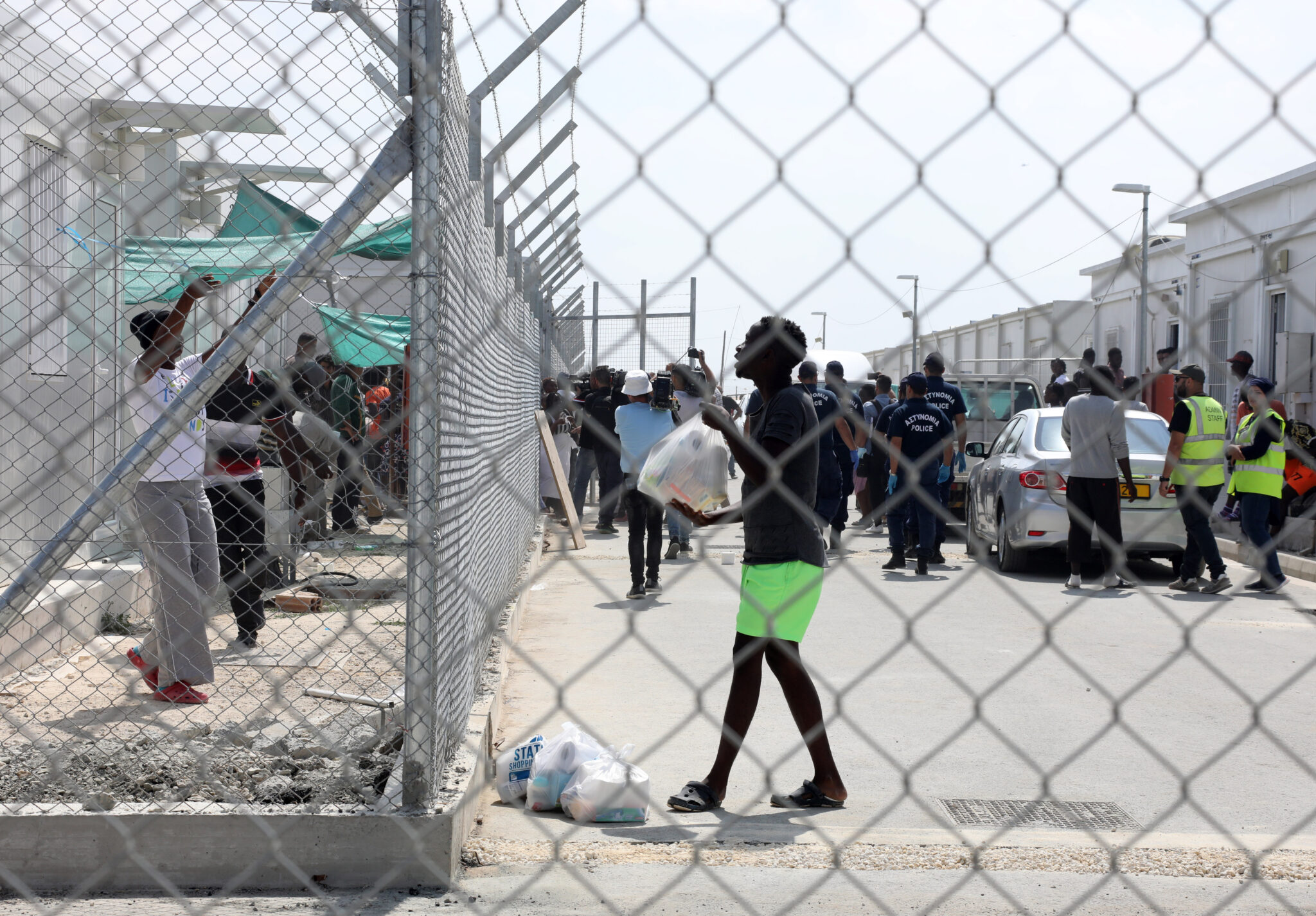 10 μετανάστες θετικοί στον κορωνοϊό μέχρι σήμερα όλοι από την Τουρκία (ΒΙΝΤΕΟ)