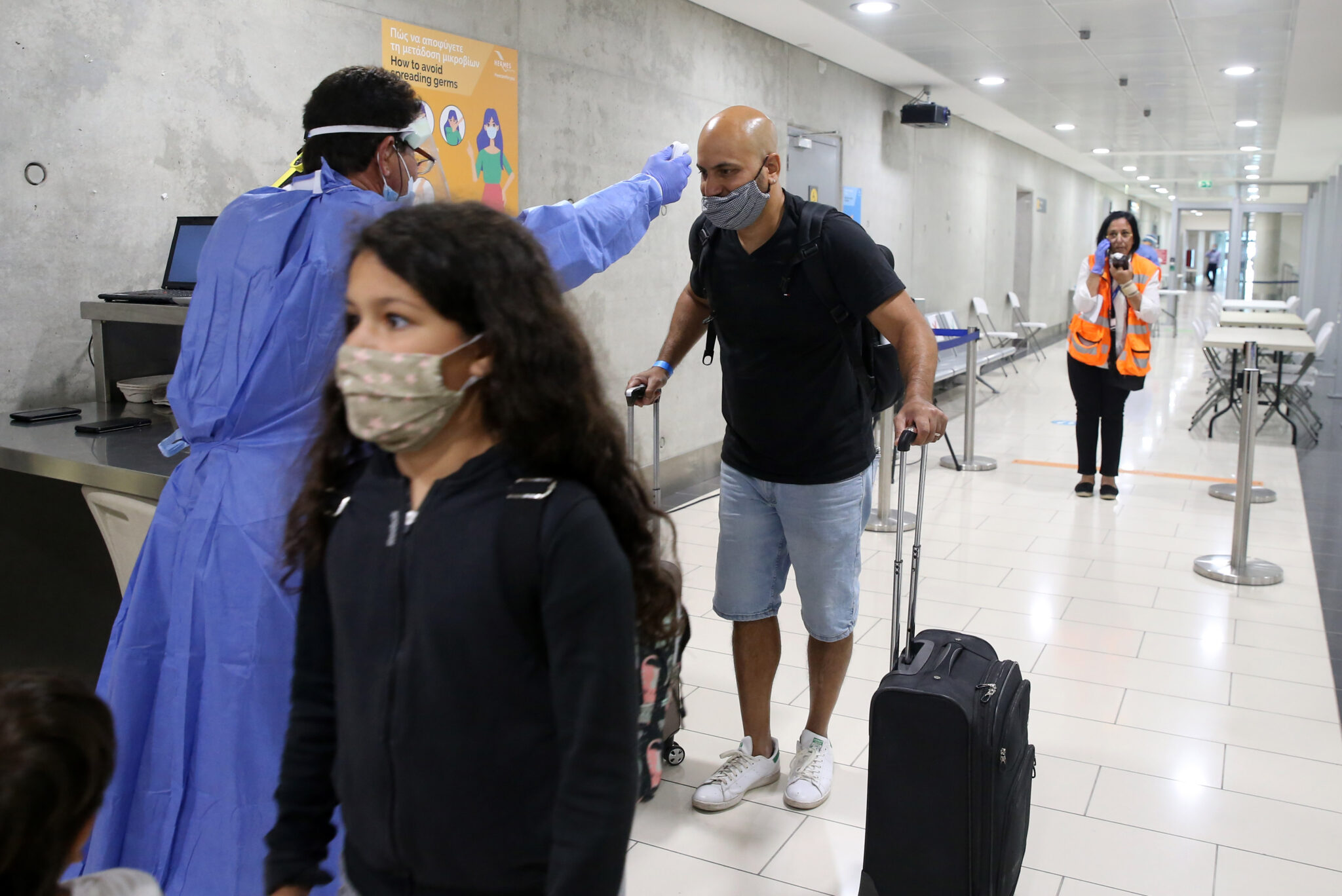 Αεροδρόμιο Λάρνακας: Βελτιωμένη η κατάσταση μετά τις εικόνες συνωστισμού(ΒΙΝΤΕΟ)