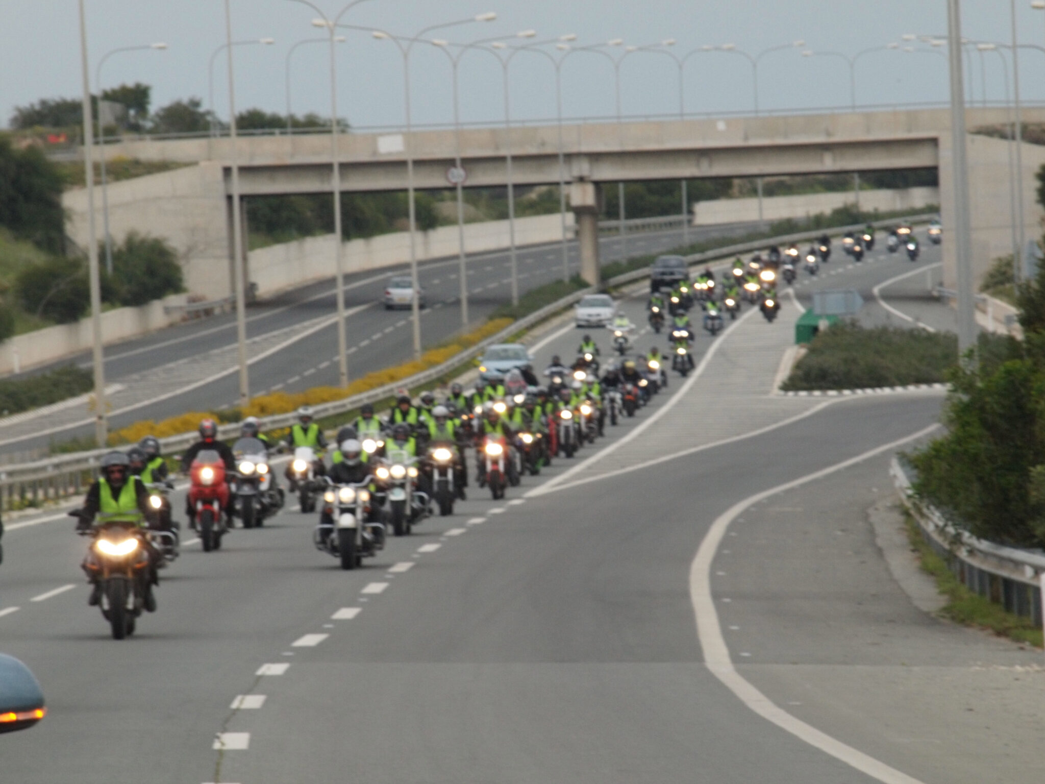 Οργή μοτοσικλετιστών για το διάταγμα Μαυρή και σκέψεις για δυναμικά μέτρα (VID)