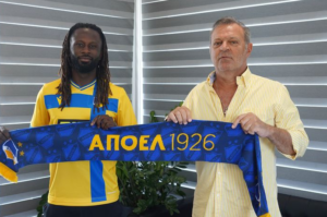 Εντονγκαλά ο ένατος κι επισήμως στον ΑΠΟΕΛ (ΦΩΤΟ)