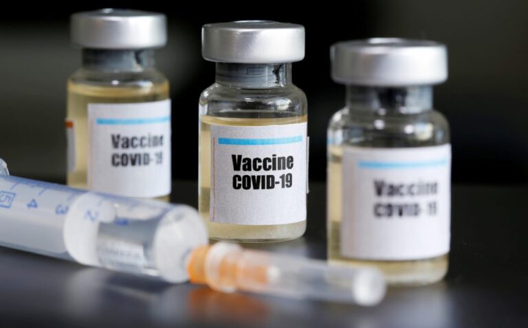 Ευρωπαϊκή Επιτροπή-Moderna έδωσαν τα χέρια για 80 εκ. δόσεις εμβολίου