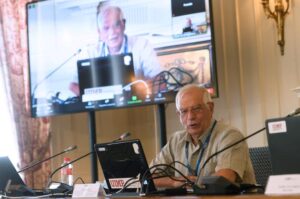 Μακρά τηλεφωνική συνομιλία Μπορέλ – Λαβρόφ για Λευκορωσία, Ναβάλνι και JCPOA