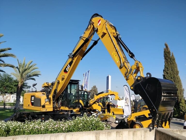 90 ΧΡΟΝΙΑ CATERPILLAR ΣΤΗΝ ΚΥΠΡΟ ΜΕ ΤΗ CTC