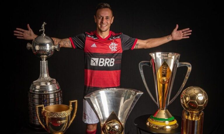 «Ναι» Ραφίνια σε Ολυμπιακό