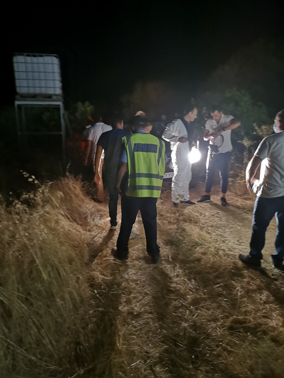 Στο "μικροσκόπιο" τα τεκμήρια που βρέθηκαν στον τόπο της τραγωδίας (ΦΩΤΟ)