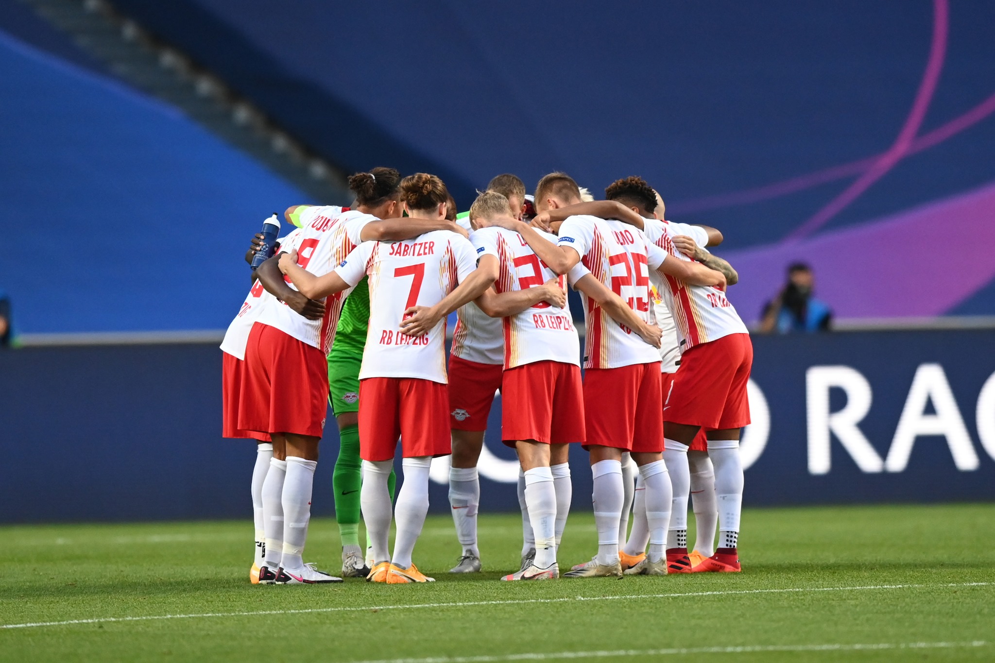 Με κόσμο η Λειψία στην επανέναρξη της Bundesliga