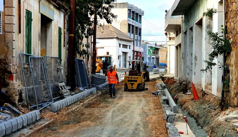 Καυγάς Φαίδωνα-Φακοντή για τις παρεμβάσεις σε τ/κ περιουσίες