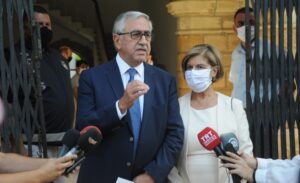 Ακιντζί: Μετά τις εκλογές άτυπη πενταμερή για λύση ΔΔΟ με πολιτική ισότητα