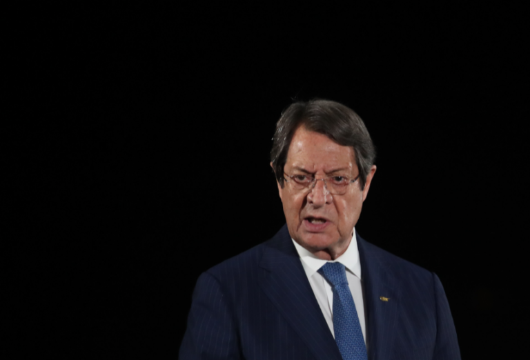 Ανάλυση: «Υπαναχωρεί» η Ελλάδα διαχωρίζοντας την Κυπριακή ΑΟΖ;