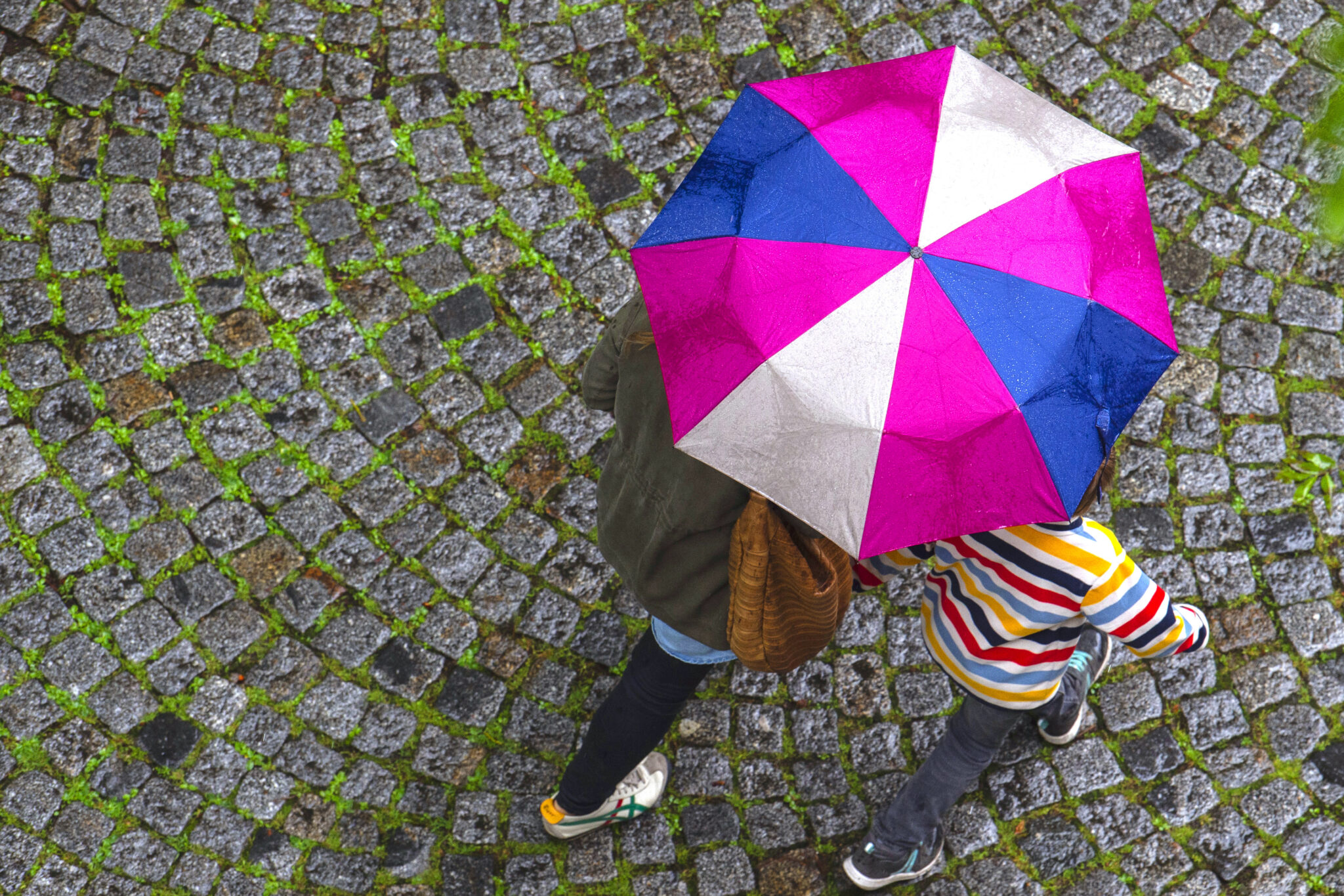 Τι είναι μεσογειακή ύφεση και γιατί θα "διώξει" τον καύσωνα από την Κύπρο; (VID)