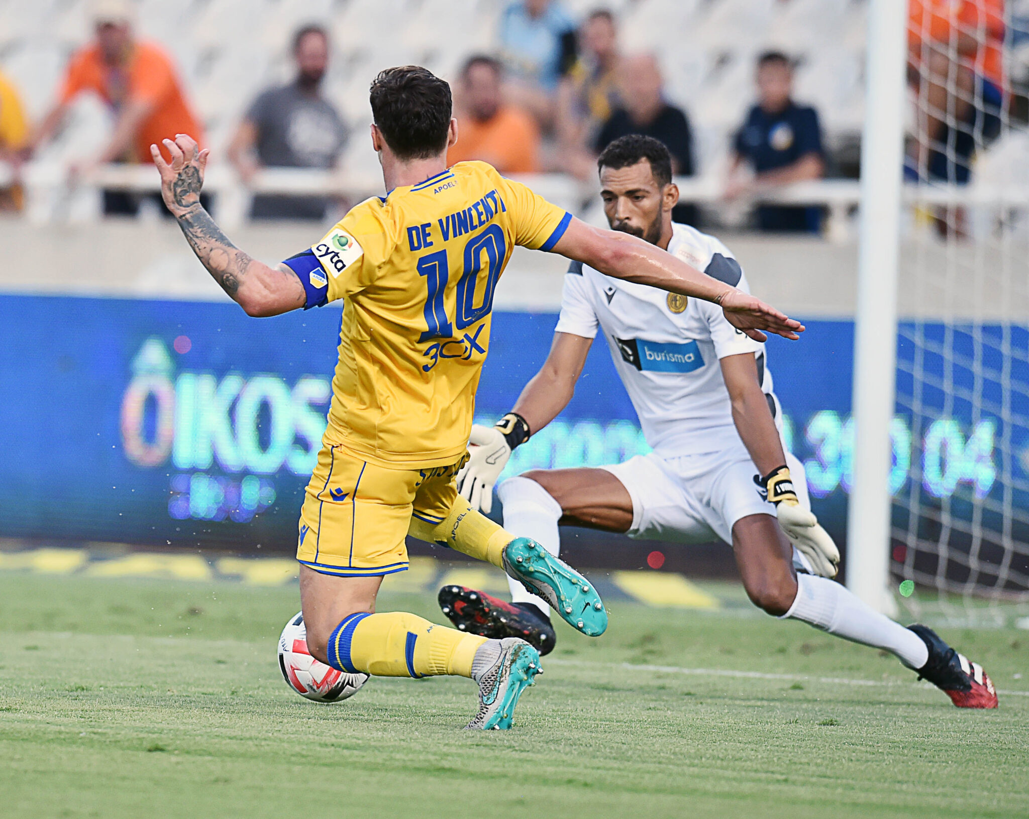 Θύμα υβριστικής επίθεσης ο Ντε Βινσέντι