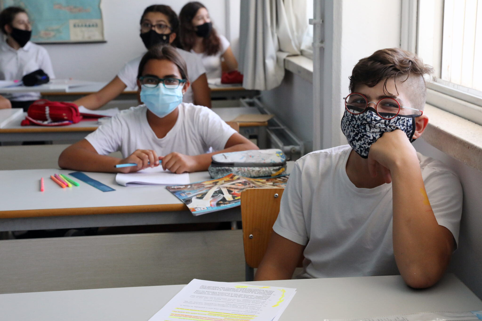 Δεν έχουν δώσει τις δωρεάν μάσκες στους μαθητές που "έταξε" το ΥΠΠΑΝ