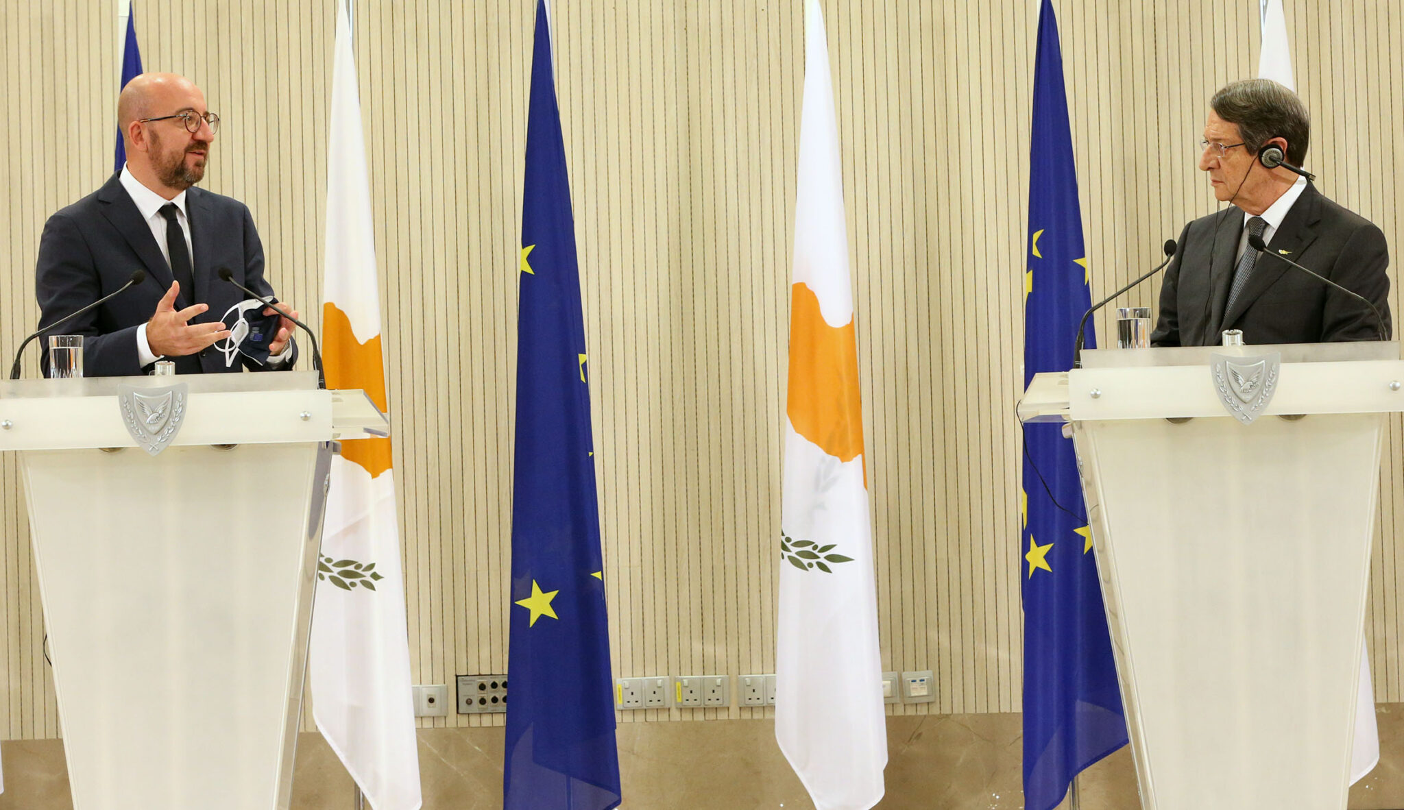 Ο Μισέλ ζήτησε να σταματήσουν εντελώς παραβιάσεις και μονομερείς ενέργειες