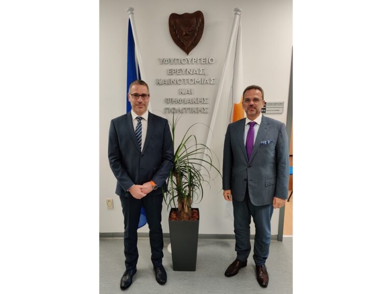 Εποικοδομητική συνάντηση του Χρηματιστηρίου με τον Υφυπουργό Έρευνας