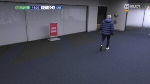 Ο Ντάιερ έφυγε την ώρα του ματς για τουαλέτα και ο Μουρίνιο τον κυνηγούσε