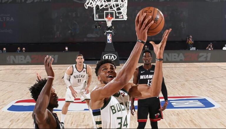 «Κατέρρευσαν» οι Μπακς, μια νίκη από την πρόκριση οι Χιτ