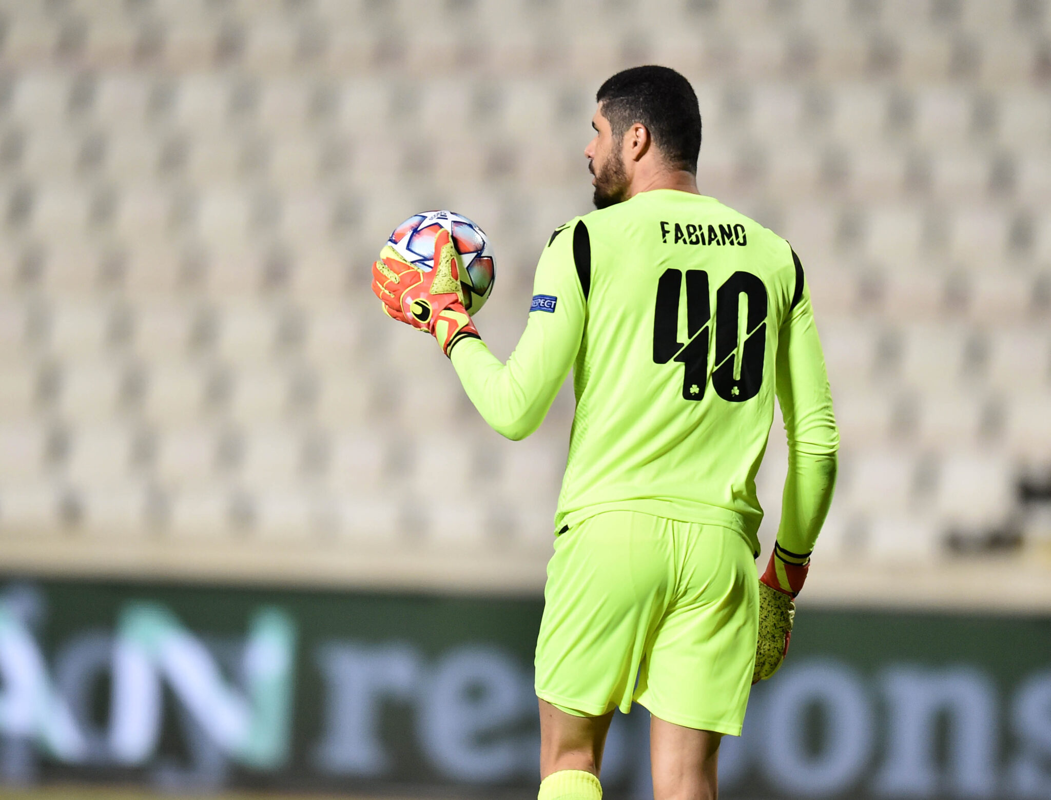 Αποθέωση και… φημολογία για Φαμπιάνο